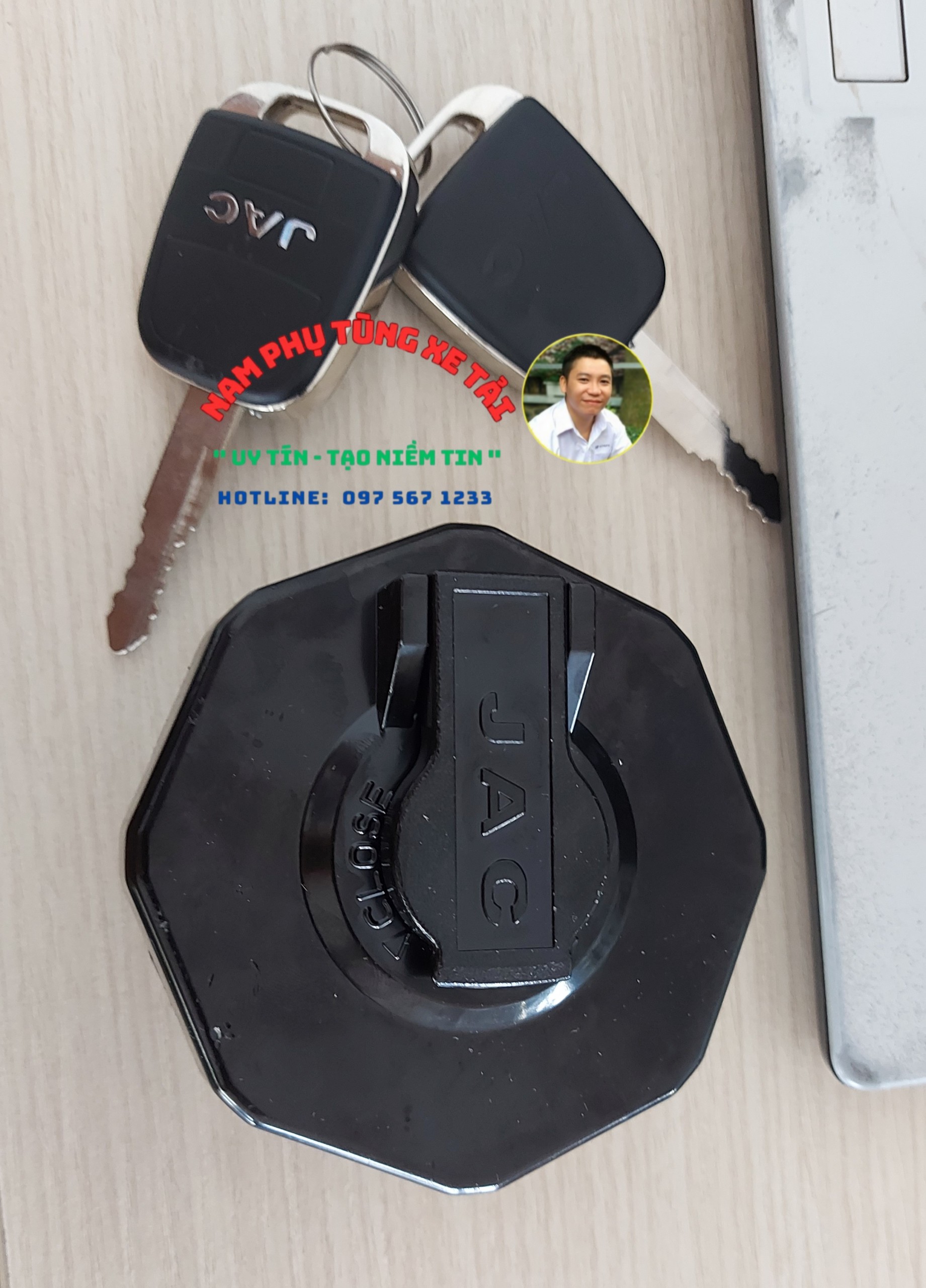 NẮP BÌNH DẦU XE TẢI JAC N900 - N800 - CHÍNH HÃNG