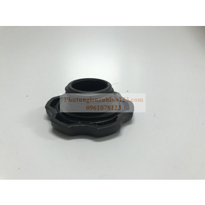 NẮP ĐỔ NHỚT XE TẢI ISUZU NQR75 - 4HK1