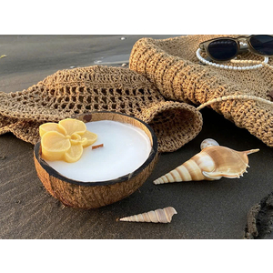 Nến thơm gáo dừa bình an