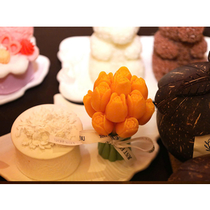 Nến thơm hoa Tulip (Màu Cam)