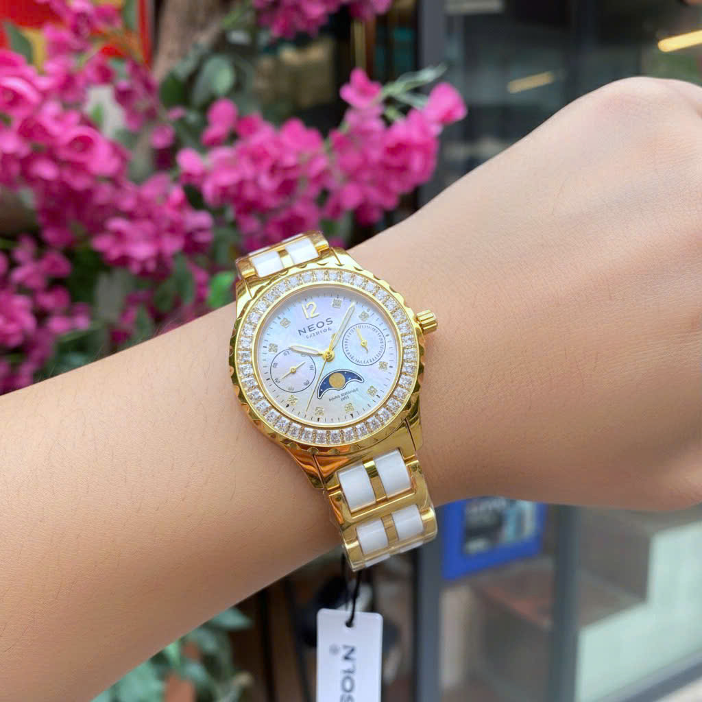 Neos N-20688LA-C: Tuyệt Tác Moonphase – Khi Trăng Sao Ngự Trị Trên Cổ Tay Phái Đẹp