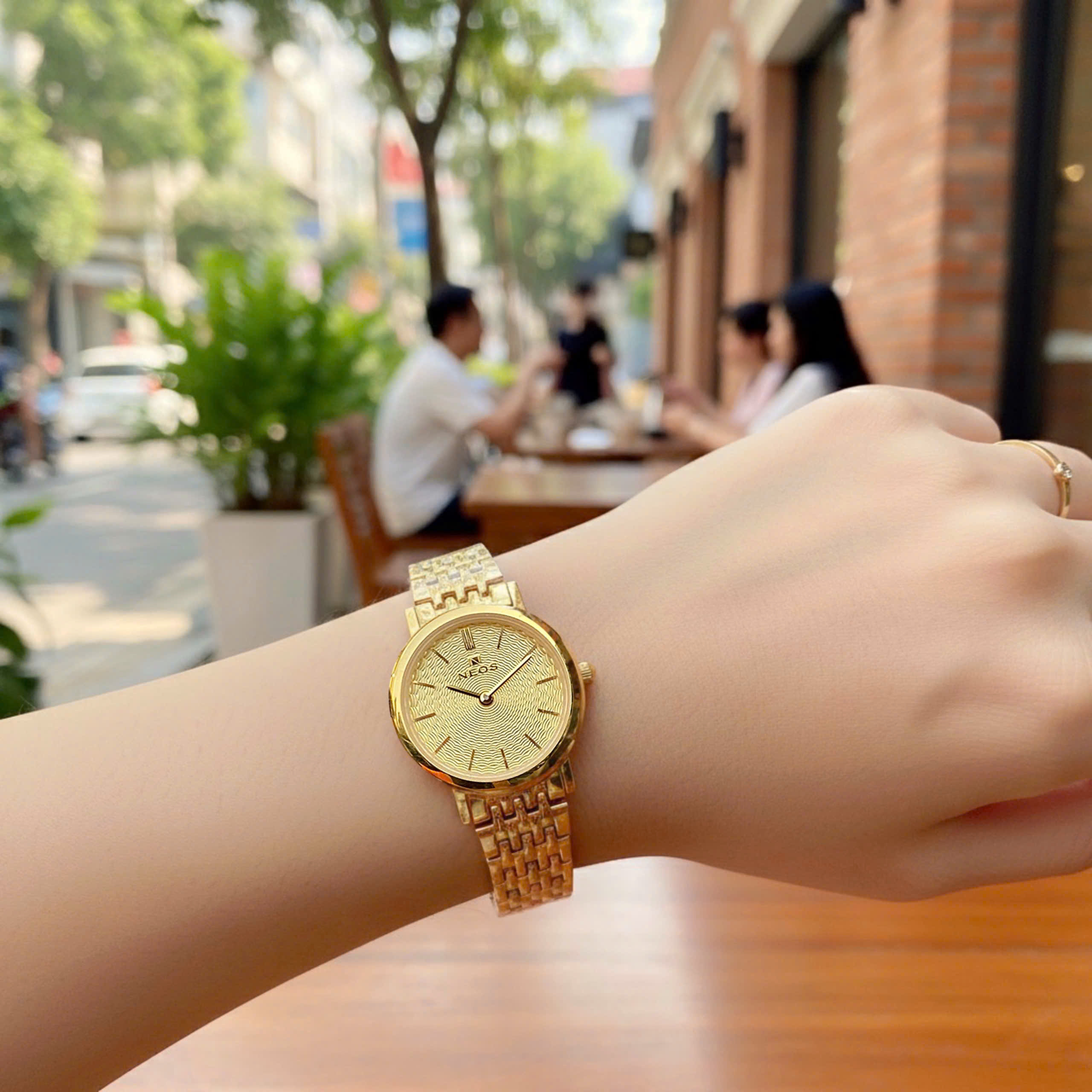 Đồng Hồ Nữ Siêu Mỏng Neos N-40577L Chính Hãng – Lựa Chọn Hoàn Hảo Cho Mẹ Bỉm Sữa và Dân Văn Phòng