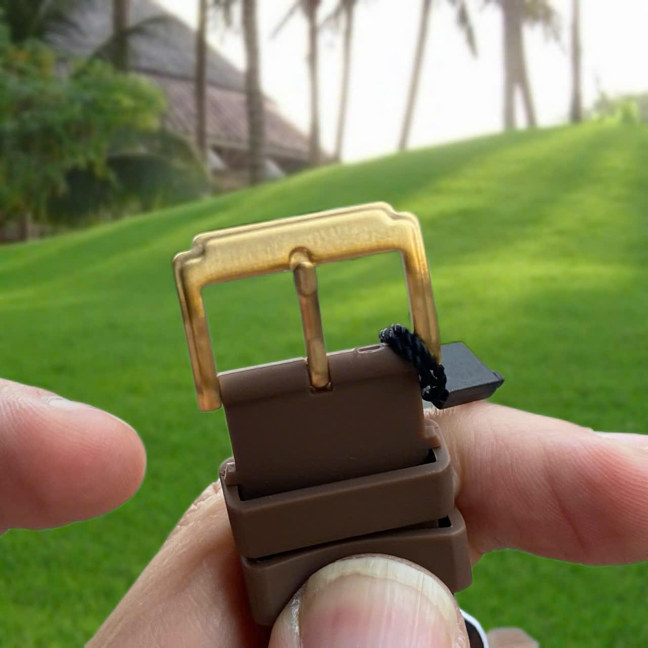 Đồng hồ Neos Ultra Slim N-40704M Dây Cao Su