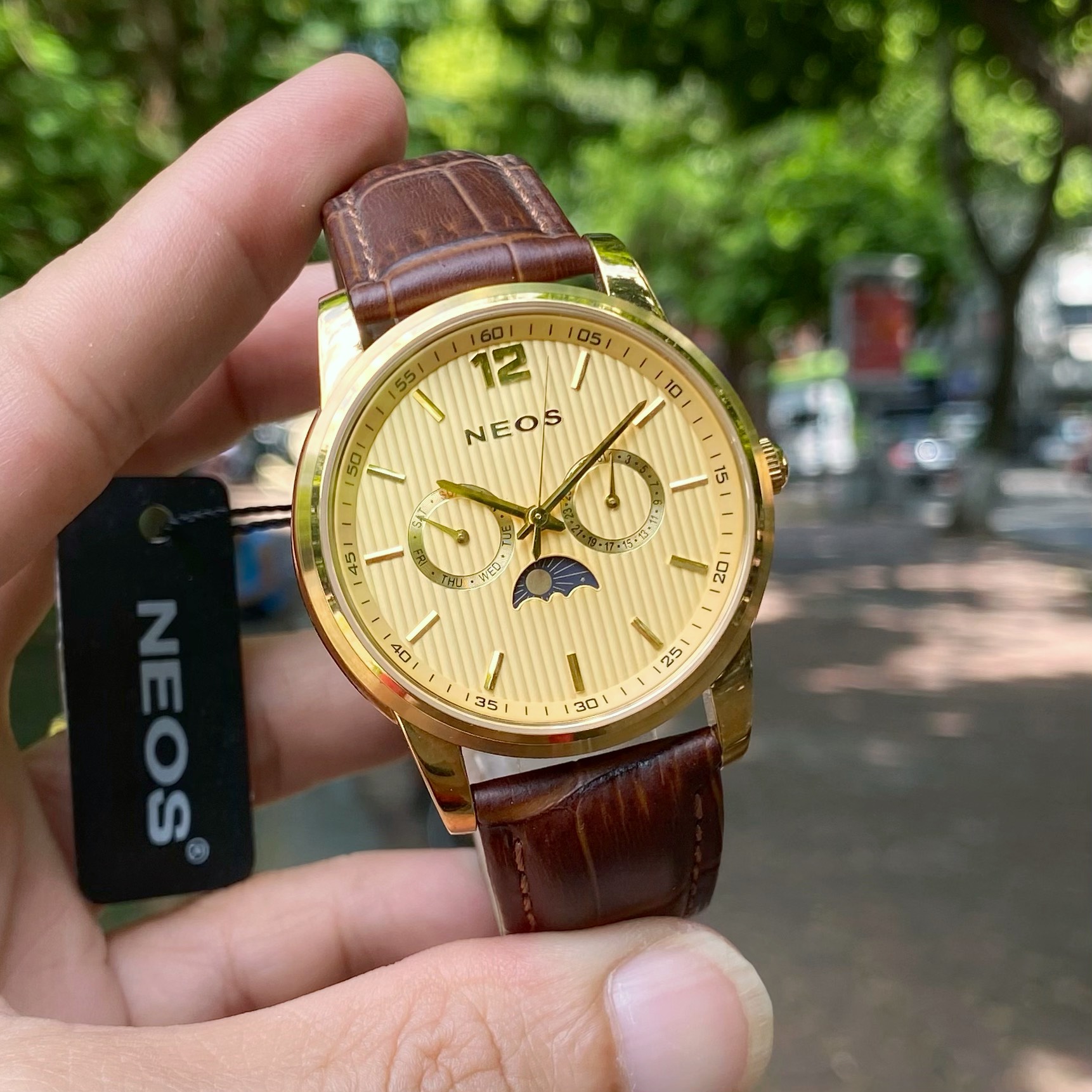 Đồng hồ Nam Neos Sun and Moon N-40716M