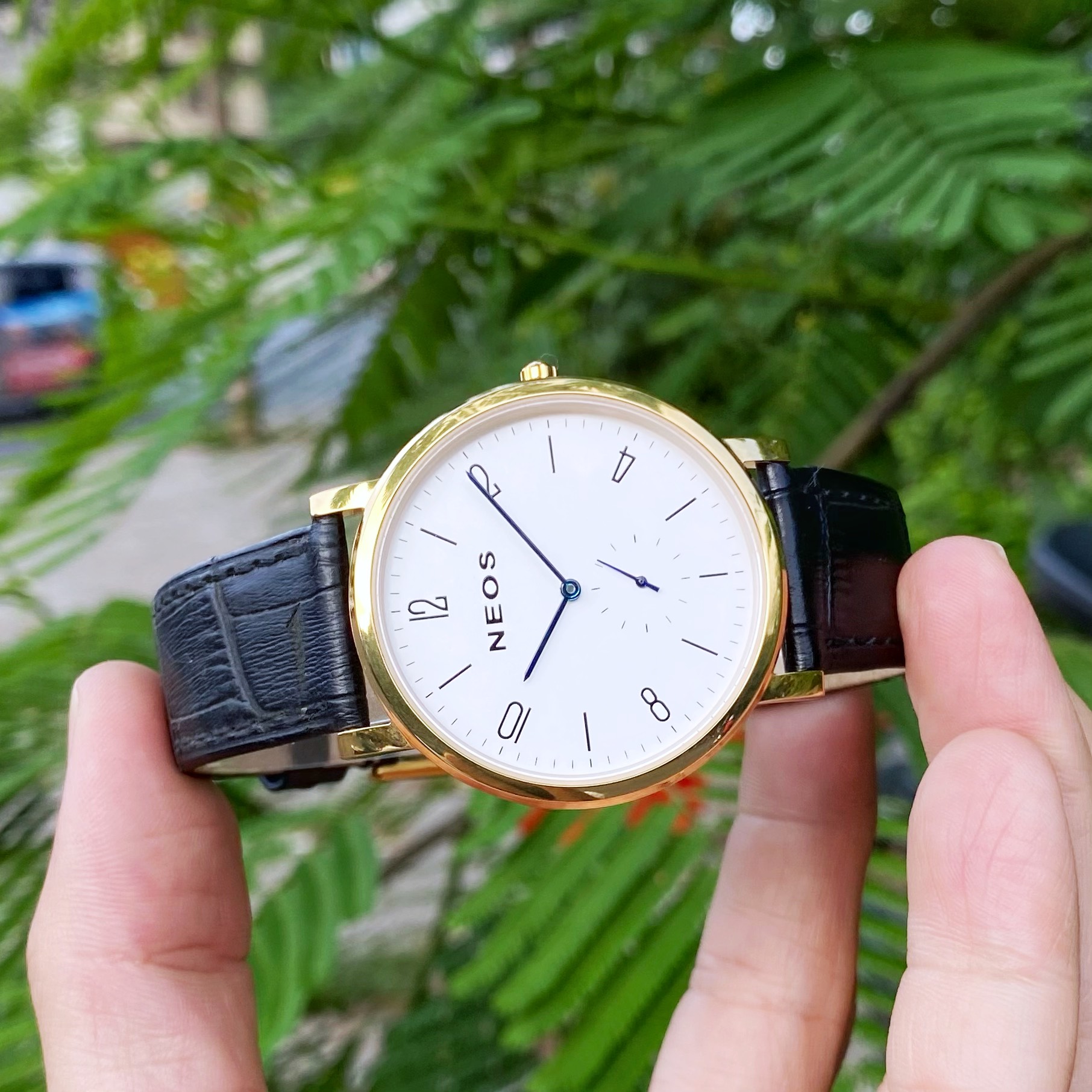 ĐỒNG HỒ NAM DÂY DA SIÊU MỎNG NEOS N-40728M