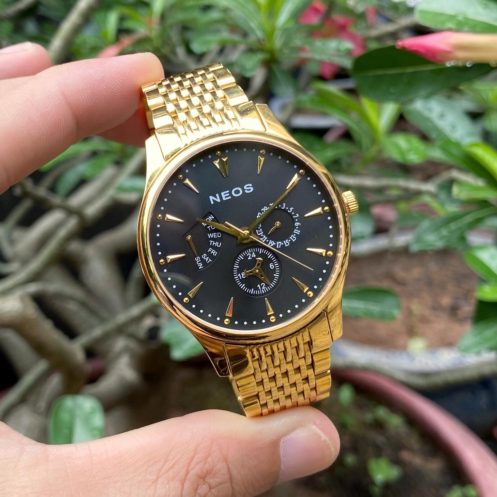 Đồng Hồ NEOS N-50558M 6 Kim Mặt Trắng | Kính Sapphire