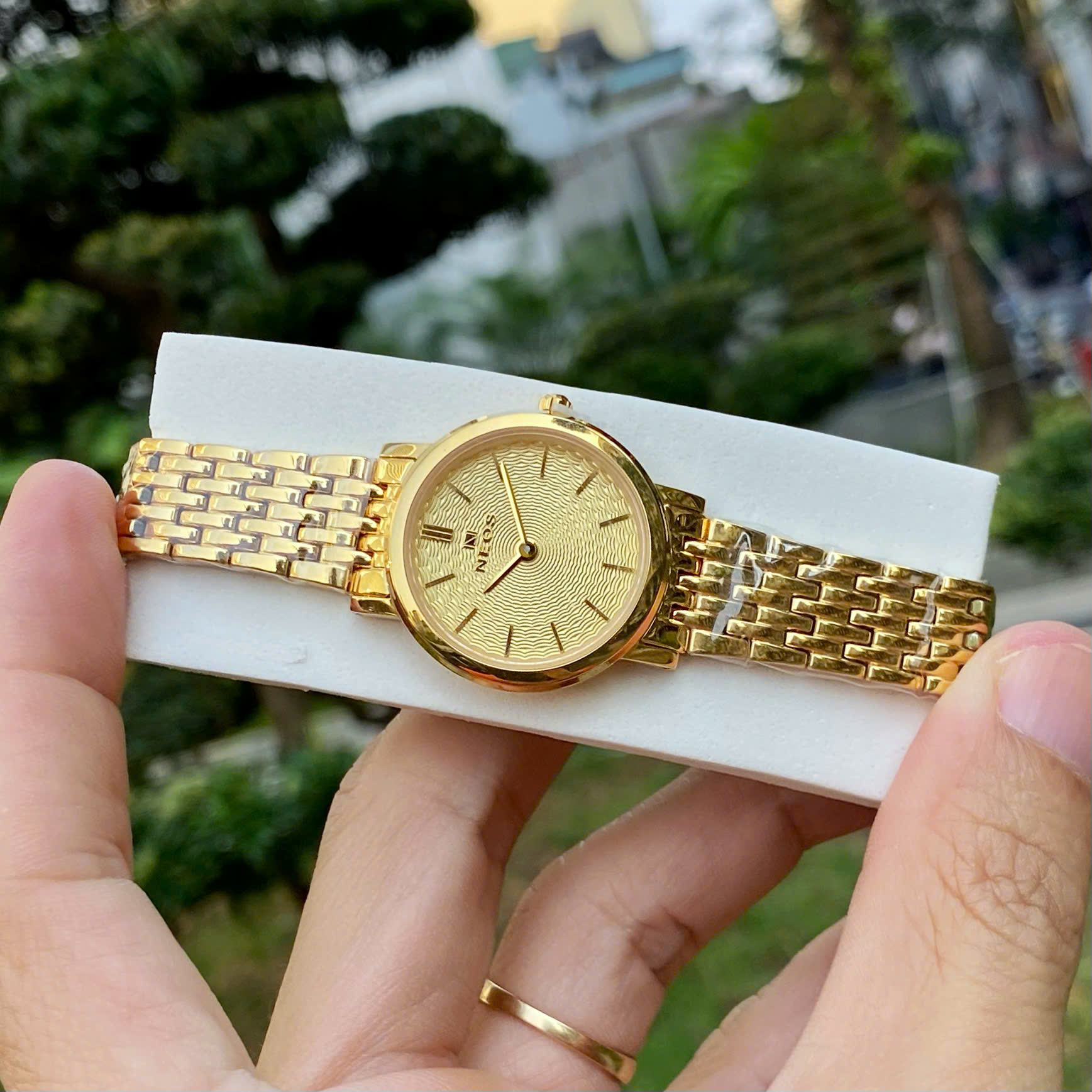 Đồng Hồ Nữ Siêu Mỏng Neos N-40577L Chính Hãng – Lựa Chọn Hoàn Hảo Cho Mẹ Bỉm Sữa và Dân Văn Phòng