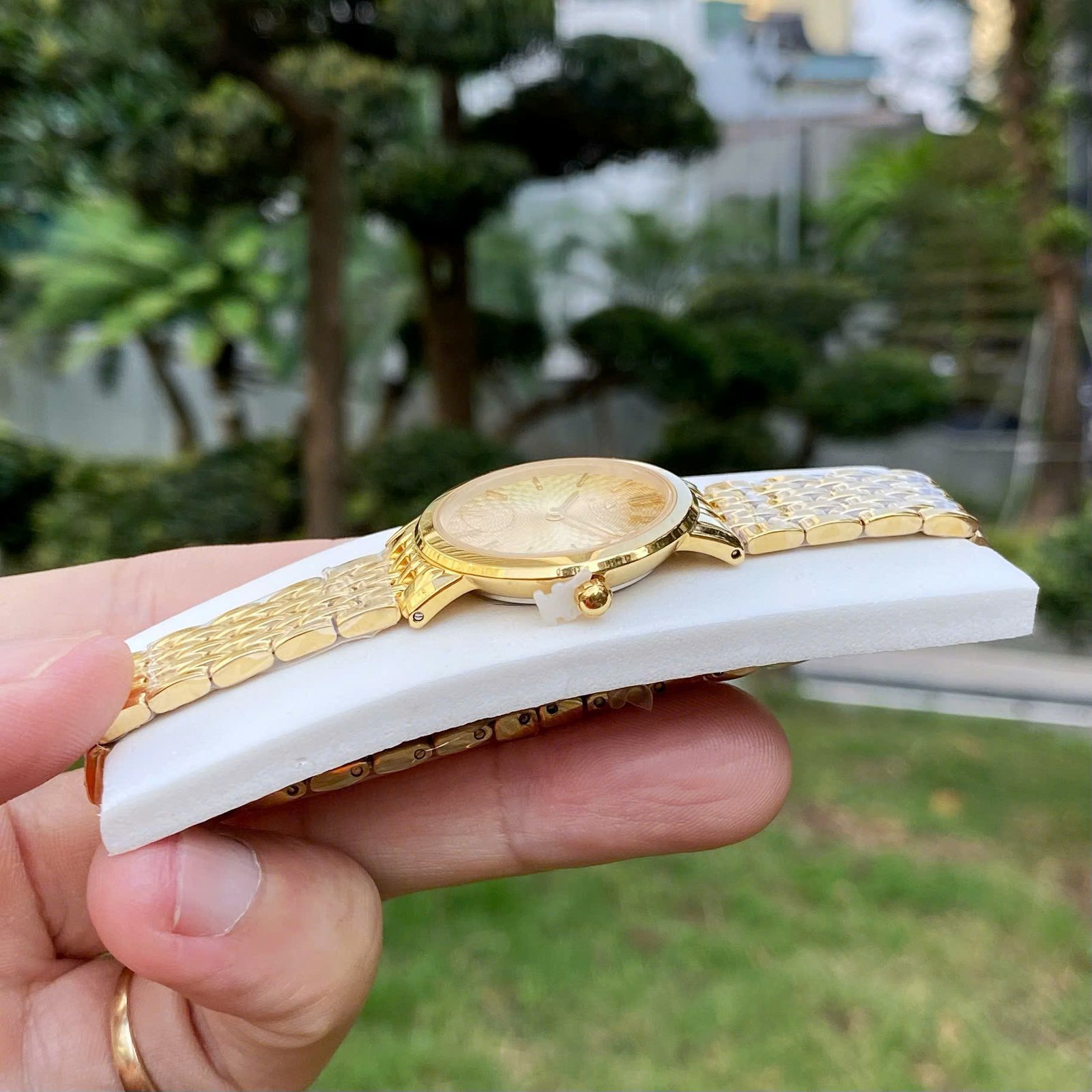 Đồng Hồ Nữ Siêu Mỏng Neos N-40577L Chính Hãng – Lựa Chọn Hoàn Hảo Cho Mẹ Bỉm Sữa và Dân Văn Phòng