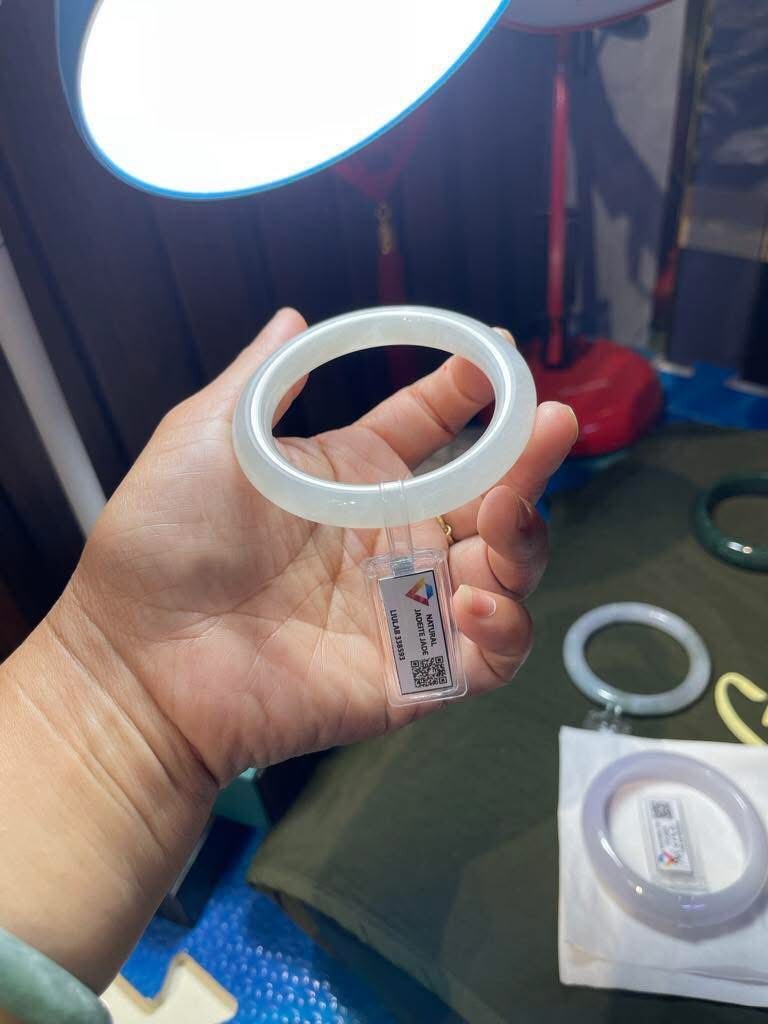 Nếp băng đến cận băng