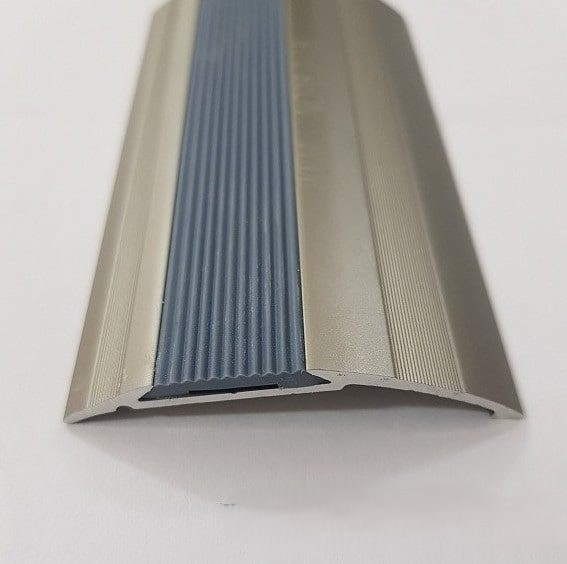 Nẹp chống trơn chênh lệch cao thấp bề mặt cao su