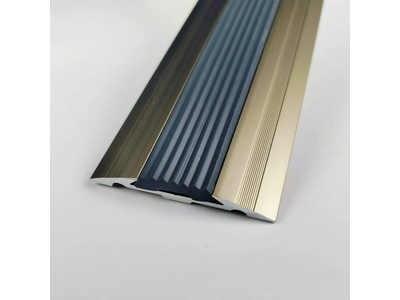 Nẹp chống trơn mặt bằng bề mặt cao su 3DW-N0003 HNM