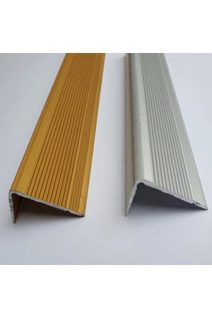 Nẹp L chống trơn trượt mặt gân 3DW-N0002 HNM