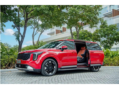 NEW CARNIVAL 1.6T HEV PREMIUM 7S