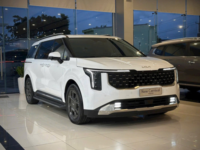 New KIA Carnival 1.6 Turbo Hybrid Luxury 8S​