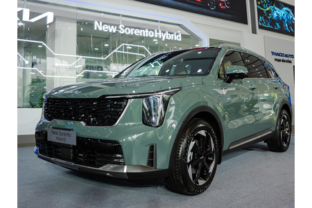 New KIA Sorento 1.6 Turbo HEV Signature AWD