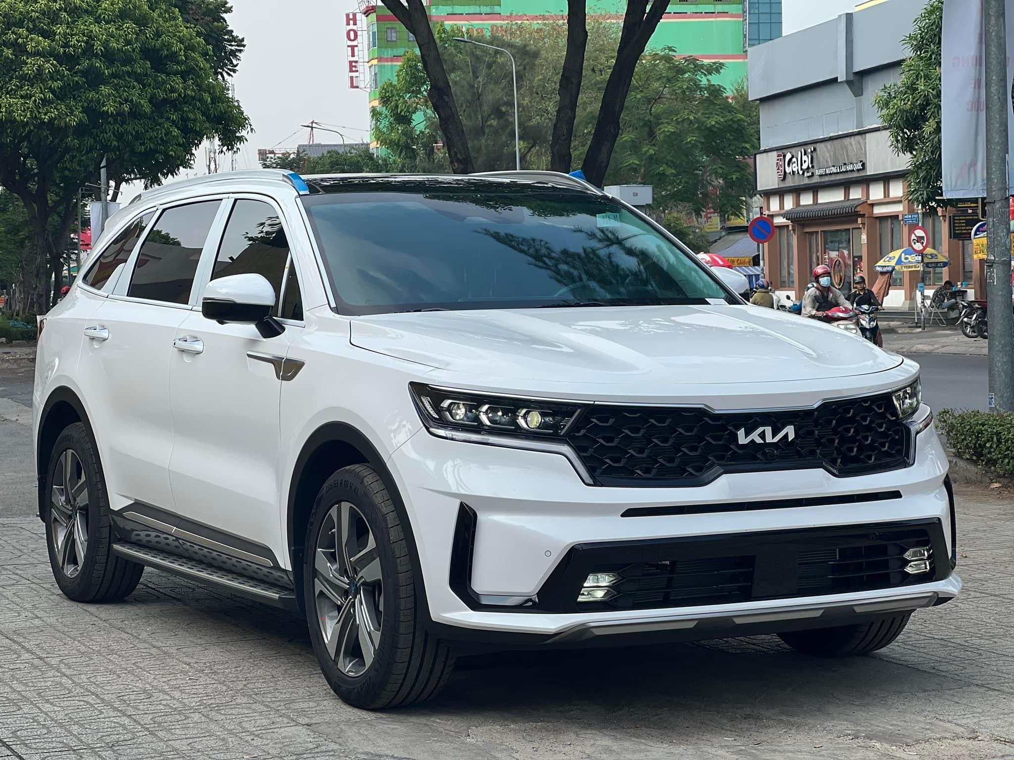 New KIA Sorento 2.2D Signature ( Máy dầu - NỘT THẤT NÂU)