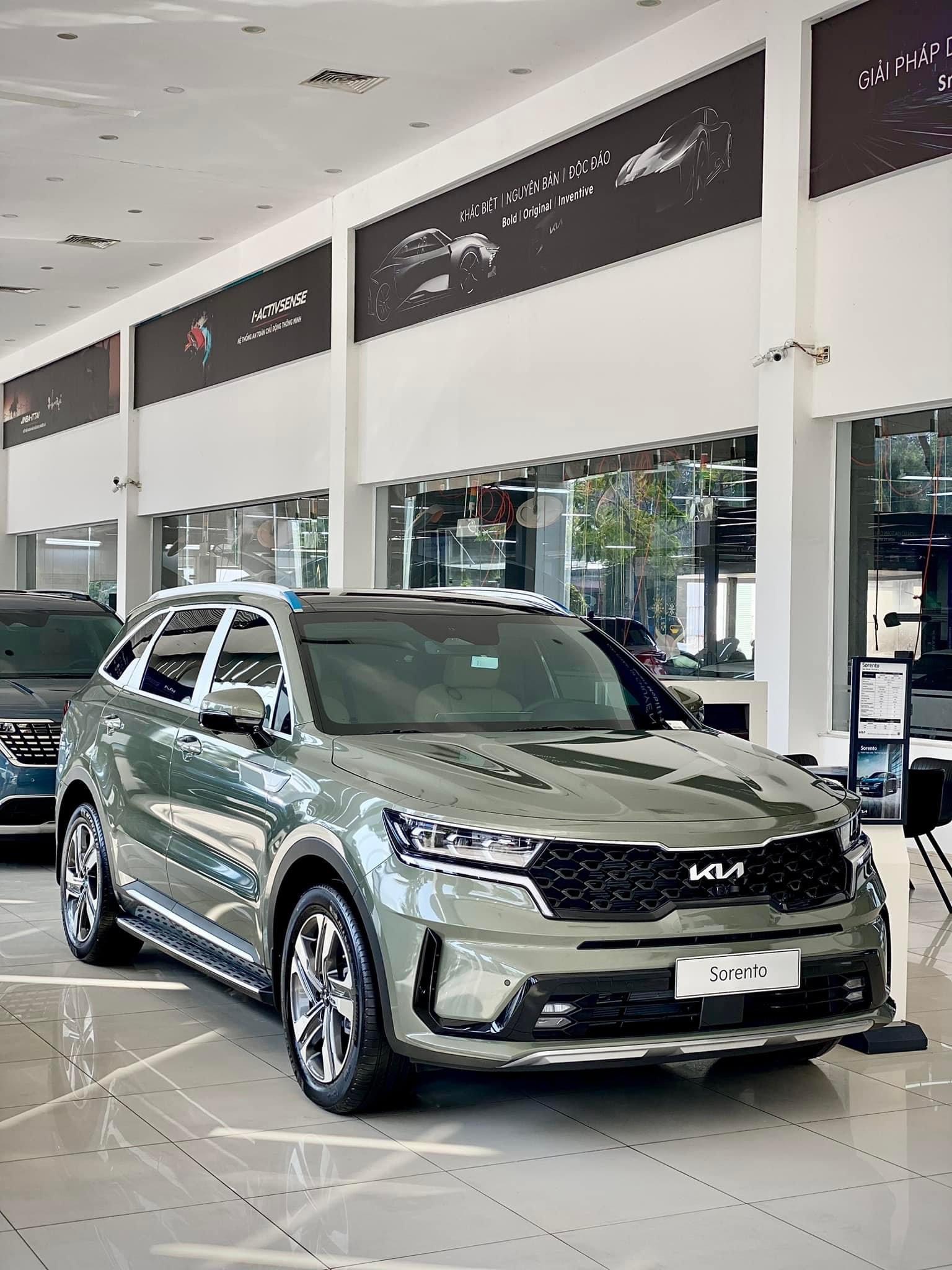 New KIA Sorento Signature 2.5G ( Máy xăng - NỘT THẤT NÂU)