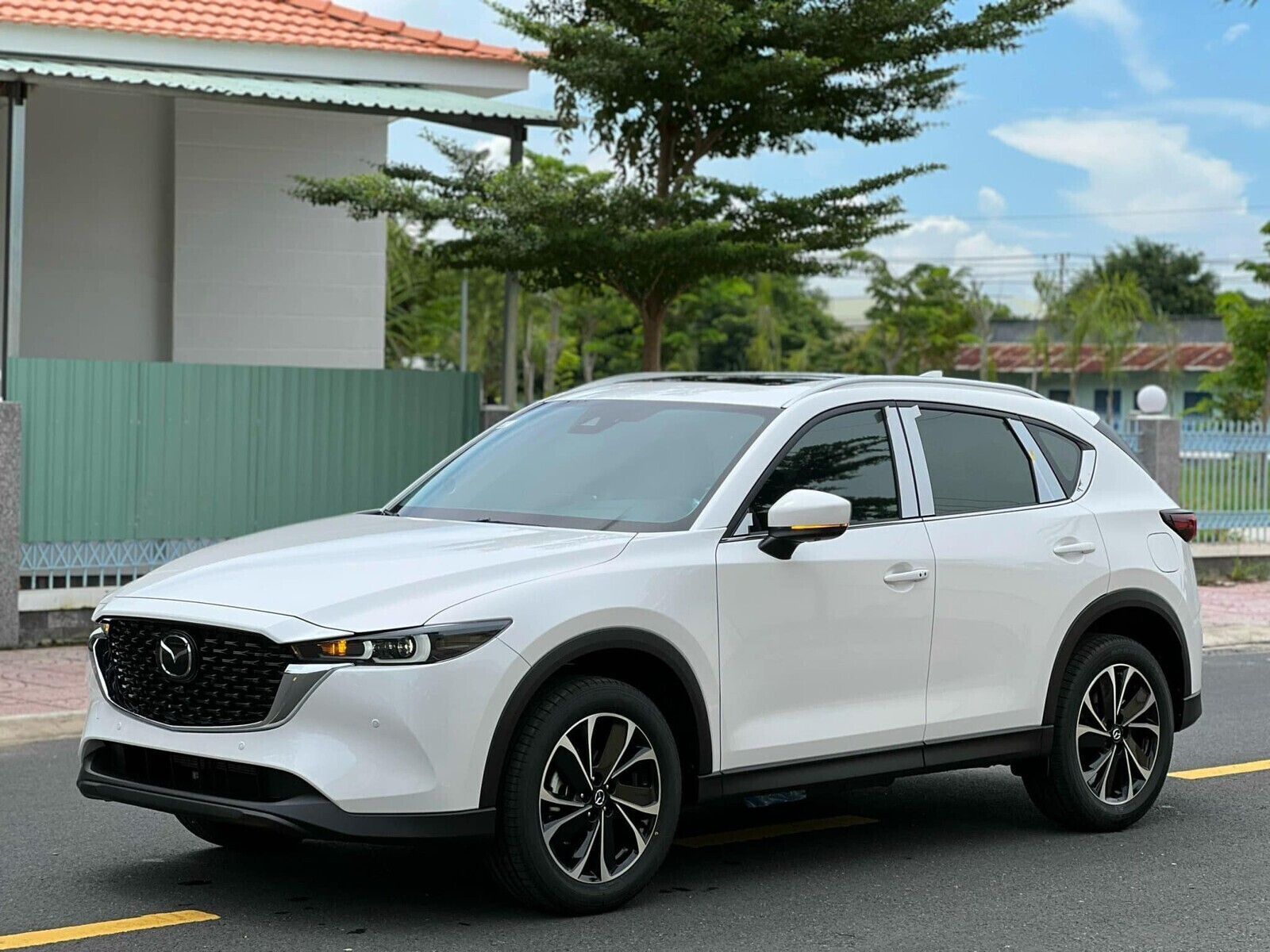 NEW MAZDA CX-5 2.0L LUXURY 2024