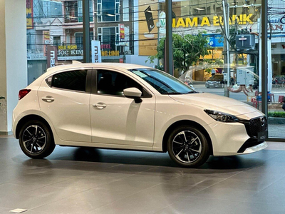 New Mazda2 1.5 Sport Luxury