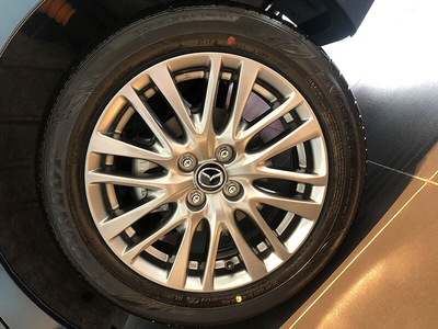 New Mazda 2 1.5 Luxury (E5)