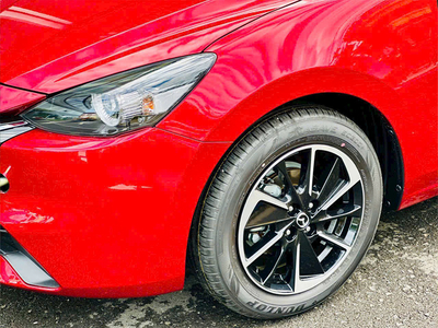 New Mazda 2 1.5 Luxury