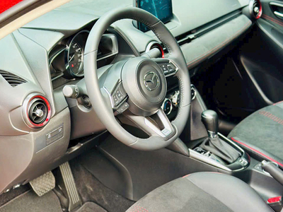 New Mazda 2 1.5 Luxury
