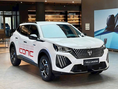 New Peugeot 2008 ICONIC
