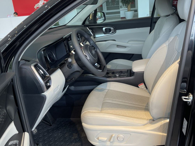 New KIA Sorento 2.2D Luxury