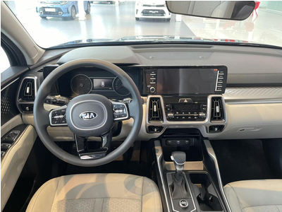 New KIA Sorento 2.5G Signature AWD (7 chỗ)