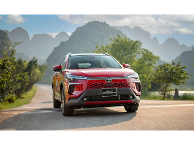 New Toyota Corolla Cross 1.8HV