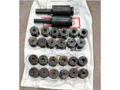 Bộ gá thử cường độ kéo bu lông