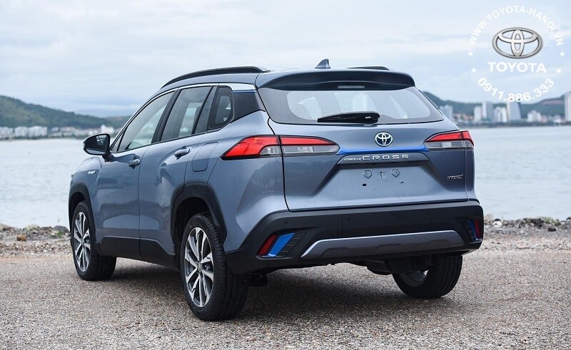 Ngoại thất xe Toyota corolla Cross 1.8HV Hybrid 2022 màu xám xanh