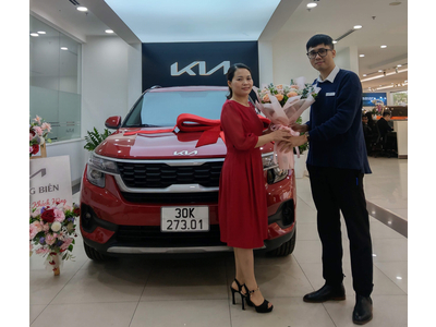 Người dân, doanh nghiệp ngóng giảm 50% phí trước bạ ô tô