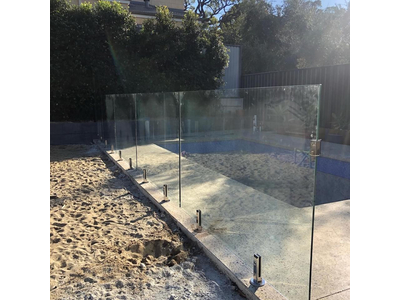 NGUYÊN NHÂN KÍNH BỊ ĂN MÒN