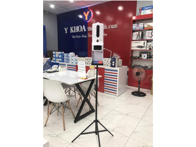 Máy phun dung dịch và đo nhiệt độ tự dộng cho học sinh K9 Pro - phiên bản tiếng việt mới nhất