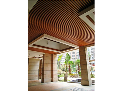 NHỰA ỐP TRẦN, ỐP TƯỜNG GIẢ GỖ ĐÀ NẴNG