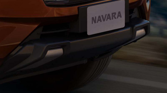 Nissan Navara E (Máy dầu) - Hình 6