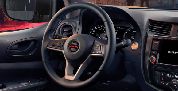 Nissan Navara E (Máy dầu) - Hình 11