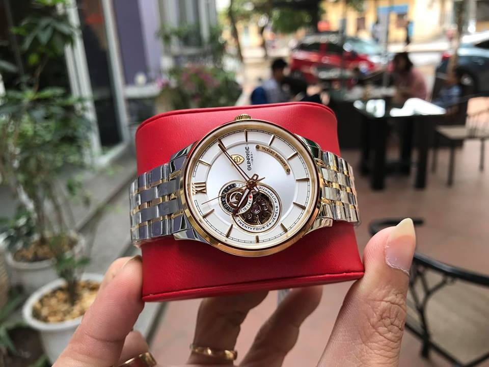 ĐỒNG HỒ CƠ SUNRISE 7002SC