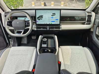 Giá Xe Jaecoo J6 2026