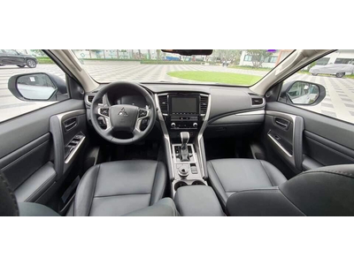 New Mitsubishi Pajero Sport Dầu 4x4 AT