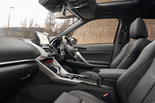 Nội thất sang trọng trên Mitsubishi Eclipse Cross
