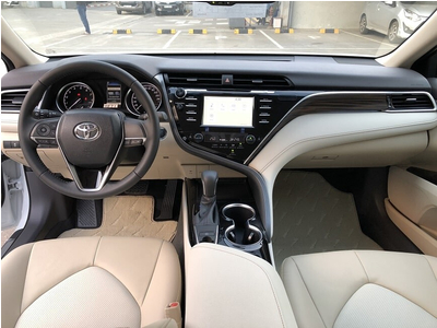 Toyota Camry 2.0 G