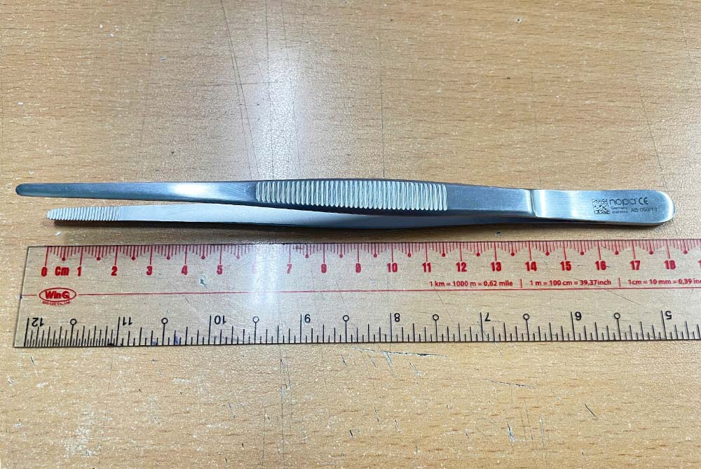 Kẹp phẫu thuật Standard thẳng 18cm Nopa AB 050/18