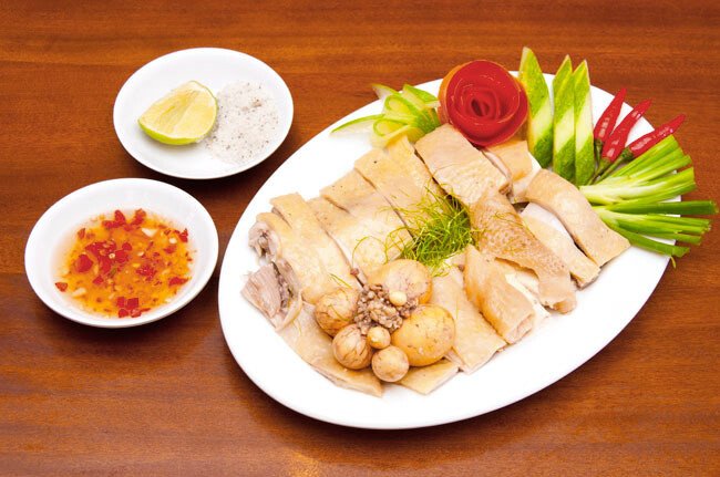 Nước mắm ngon, độ đạm cao - Nước mắm Hạnh Phúc.