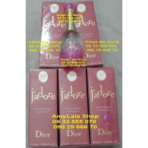 Nước hoa Dior Jadore nữ tính gợi cảm và tinh tế