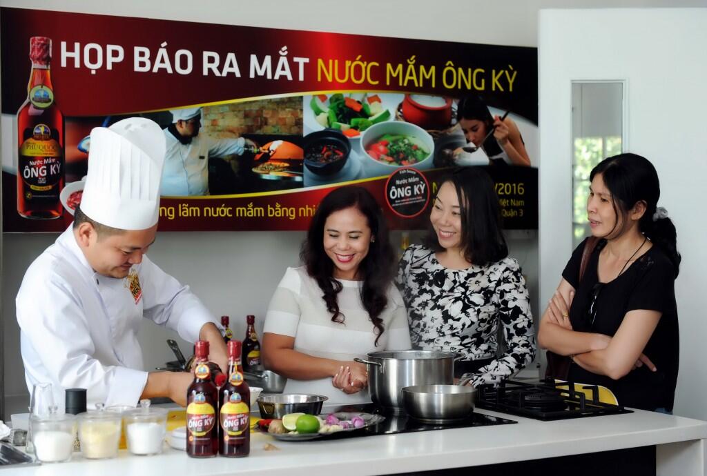 Nước mắm Ông Kỳ Phú Quốc