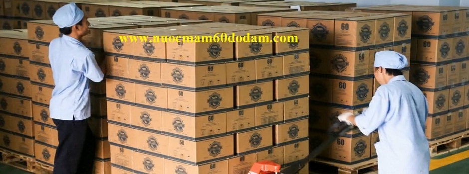 [Nắng, gió, biển và mồ hôi làm nên nước mắm Hạnh phúc]