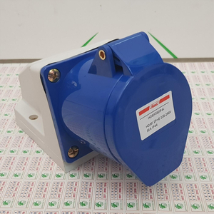Ổ cắm công nghiệp 4P 32A IP44