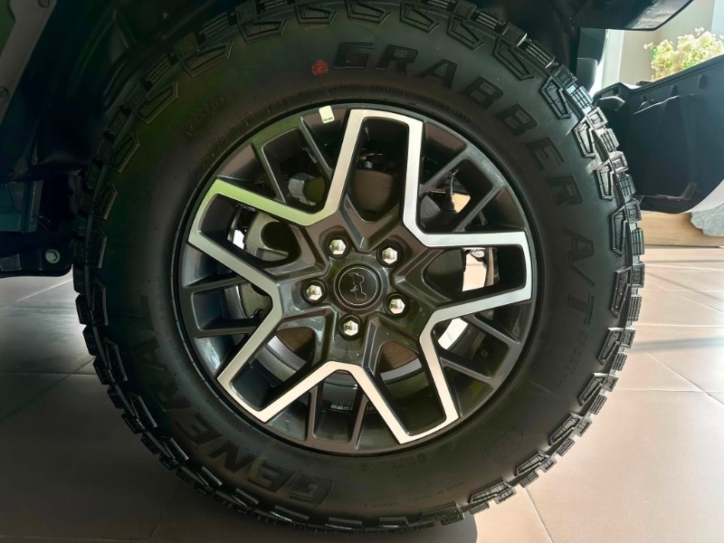 Jeep Wrangler Sahara